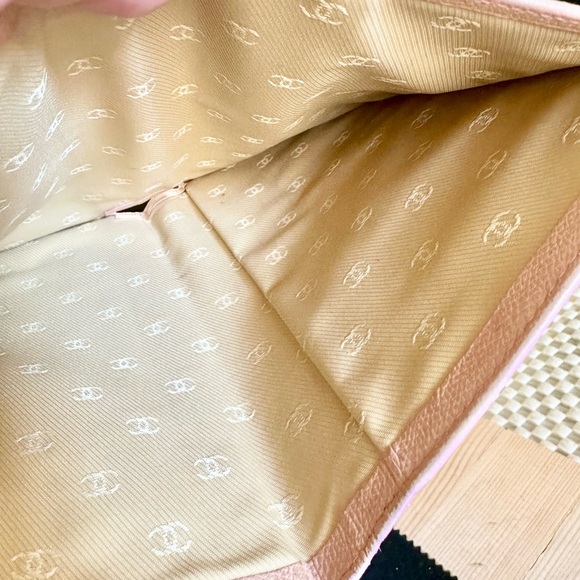 Chanel Bi fold Wallet with Authenticity Card - Picture 5 of 8